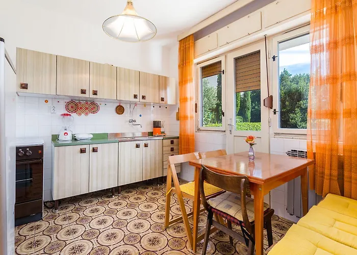 Lejlighed Rustikales Nur 100 Meter Zum Mit Meerblick, Balkon, Terrasse, Klima *